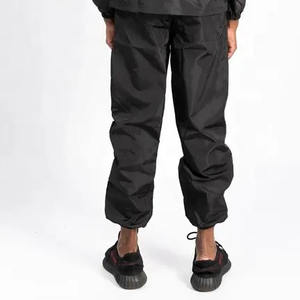 Traje cortavientos ligero personalizable transpirable a prueba de viento con cuello con capucha de talla grande para invierno-chándales MOQ bajo - Product Image 6