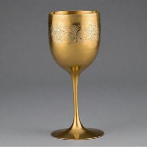 Coupe à vin vintage en laiton gravé de la Sainte Trinité HopefulStem, coupe de communion avec un design sacré classique pour l'usage religieux - Product Image 5