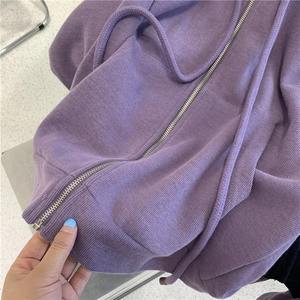 Chandail à capuche brodé coupe ample slim à la mode coréenne pour hommes manteau violet à fermeture éclair polyvalent pour le printemps automne hiver - Product Image 3