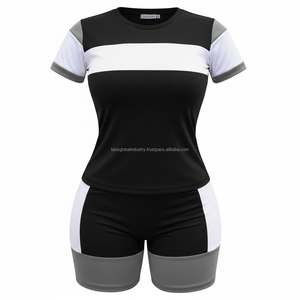 ชุดเซ็ตเสื้อยืดแขนสั้นสีดำขาวแบบบล็อกสี และกางเกงขาสั้นเอวสูงทรงสกินนี่สำหรับออกกำลังกายสำหรับผู้หญิง รับผลิตตามแบบ OEM - Product Image 3