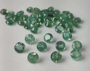 ไคยาไนต์มิ้นท์ธรรมชาติขนาด4-6มม. พลอยสีฟ้าเจียระไนแบบหลวมสำหรับทำเครื่องประดับสีฟ้า - Product Image 1