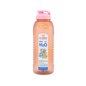 Bouteille d'eau carrée en plastique sans BPA de 1,5 L avec couvercle rabattable et bouchon à vis, corps côtelé, pour l'école, le bureau, le sport, la gym, la famille, vente en gros - Product Image 2
