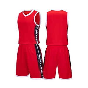 Tenue d'entraînement de basketball personnalisable à séchage rapide, respirante et légère – Maillots et ensembles de sport pour hommes et femmes - Product Image 4