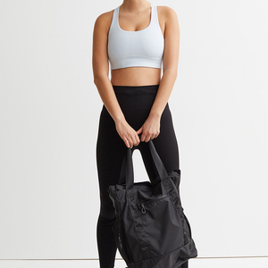 Sujetador Deportivo Personalizado de Alta Calidad a Precio Razonable, Moda en Tendencia, Logotipo Personalizado, Mejor Precio, Transpirable para Mujer - Product Image 1