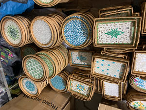 Plateau en rotin artisanal avec incrustation de nacre |   Plateau décoratif de style bohème, plateaux en rotin tissés à la main, décoration d'intérieur unique et cadeau - Product Image 2