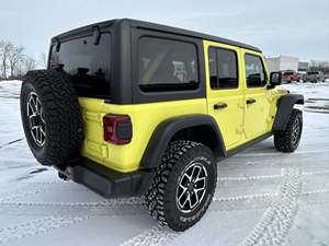 Jeep Wrangler Rubicon 2024 Usado, Asientos de Cuero de Alta Calidad, Transmisión Automática de 6 Velocidades, Volante a la Derecha/Izquierda - Product Image 6