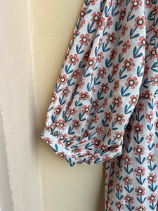 Robe en coton indien imprimé bloc à la main Style décontracté 100% coton avec techniques brodées et décoration de gland - Product Image 6