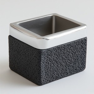 Portacepillos de Dientes de Metal Pulido Resistente, Diseñado para la Rutina Diaria del Baño, Bordes Lisos, Construcción Duradera, Diseño Ecológico y Moderno - Product Image 3