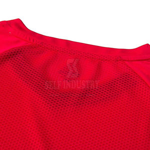 Mejor diseño personalizado Color y tamaño transpirable manga corta uniforme de fútbol hecho en fábrica uniforme de fútbol ligero para la venta - Product Image 5