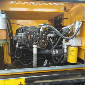 รถขุด Sany 235C มือสอง เครื่องยนต์ Isuzu ระบบไฮดรอลิก Kawasaki ความจุบุ้งกี๋ 1.2 เมตร กำลังมอเตอร์ 128.5 กิโลวัตต์ น้ำหนักใช้งาน 24200 กิโลกรัม คุณภาพสูง - Product Image 3