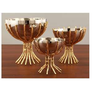 Bol en métal artisanal élégant pour la décoration de la salle à manger, servant de fruits, de collations, de salades dans un design élégant et haut de gamme - Product Image 1