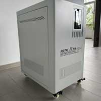 Stabilisateur de tension triphasé SVC/TNS-20KVA pour hôtel et bâtiment commercial