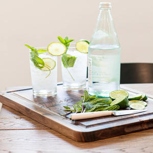 Planche à découper en noyer personnalisée Fabricant de confiance avec jus de fruits rainuré épais en bois Planche à découper Planche de charcuterie en bois - Product Image 4