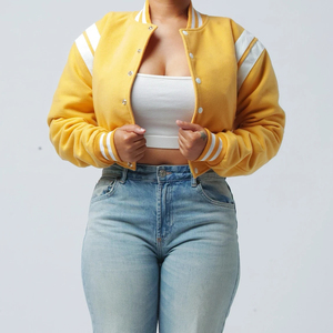 Vestes universitaires pour femmes Street Wear avec manches en cuir, best-seller, vente en promotion, veste universitaire confortable pour femmes avec logo personnalisé - Product Image 1