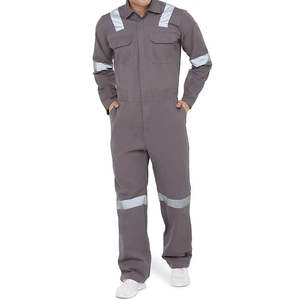 Overol de Seguridad Reflectante de Alta Calidad para Trabajadores de la Construcción Industrial, Diseño Impermeable y Resistente al Viento con un Elegante Estilo de Traje - Product Image 1