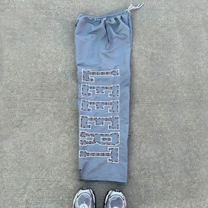 Pantalons de survêtement larges en nylon sur mesure en gros, pantalons de survêtement évasés, polyester, strass, jogging, pantalons de survêtement pour hommes - Product Image 2