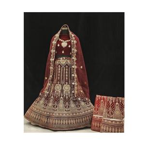 Velours de style Bollywood Lehnga Choli avec paillettes de fil à broder Duppta pour femme disponible au meilleur prix - Product Image 3