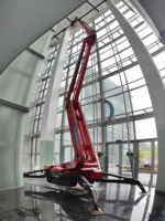 Grue araignée personnalisée : flèche orientable électriquement, flèche télescopique et commande à distance