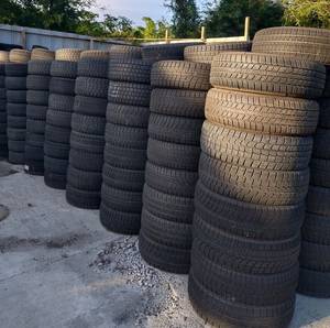 Pneus d'occasion en gros les plus vendus, origine FR, garantie 1 an, tous modèles disponibles, usagés et neufs, vente en gros pour la revente en vrac, pour garages et réparation de flottes - Product Image 3