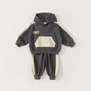 Vêtements de sport pour enfants en coton polyester Clubhouse pour garçons ensemble de costumes printemps automne vêtements à capuche pour enfants costume deux pièces pour garçons - Product Image 5