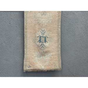 Alfombra de 1.5x2.7 pies, Alfombra Turca Pequeña, Alfombra con Borde Marrón - Product Image 1