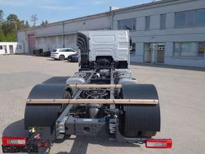 Nuevo Camión Tractor Volvo FM13 460 RTO KASSBOHRER ROLFO RIMO 6X2 2025 con Caja de Cambios Automática, Motor Diésel Euro 6 - Product Image 6