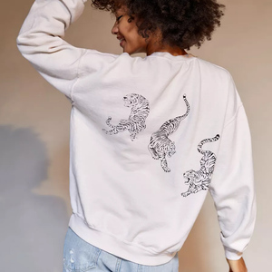 Sudaderas Lisas con Cuello Redondo al por Mayor para Mujer - Sudaderas de Estilo Urbano Hip Hop para Mujer - Product Image 3