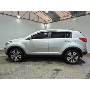 2011 para Kia Sportage con Volante a la Izquierda, Transmisión Automática y Neumáticos de Tamaño R17 - Product Image 2