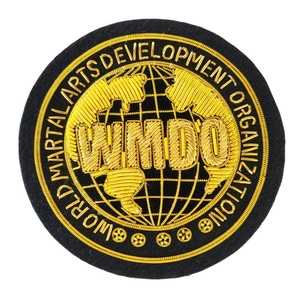 Insignias de Oro Hechas a Mano con Letras Kora en Relieve, las Más Vendidas, a un Precio Excepcional - WMDO - Product Image 1