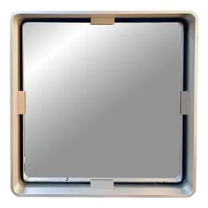 Espejo de pared de aluminio cuadrado Formanova, decoración de tocador de baño de plata modernista, diseño italiano, superficie reflectante con acento para el hogar - Product Image 4