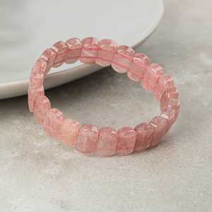 Bracciale in Quarzo Fragola Naturale con Taglio Largo - Product Image 2
