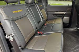 2023 Ford F-150 Tremor SuperCrew Hennessey Venom 775 4x4 Gasolina Bajo Kilometraje - Product Image 3