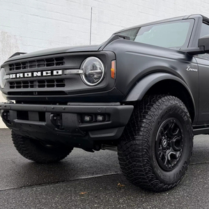 Bronco Black Diamond 2022, moteur EcoBoost V6 de 2,7 litres, 4 roues motrices, pack Sasquatch - Product Image 1