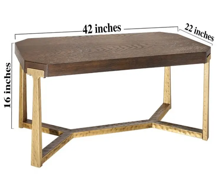 Table basse ferme. Frappant une silhouette de rectangle. Ancrez votre arrangement de places assises dans un style sophistiqué avec ceci.