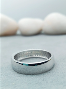 Lujoso anillo de boda personalizado 925 Plata/10K 14K 18K oro blanco VVS1 Moissanite diamante medio pavé ajuste anillo de diamante - Product Image 3