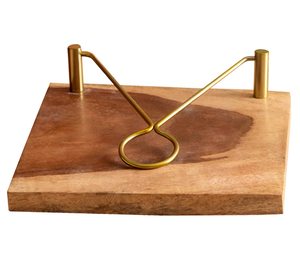 Tapón de metal dorado de alto estándar Mesa de madera Servilletas decorativas Soporte de exhibición con logotipo personalizado Hecho EN LA India - Product Image 1