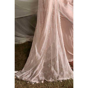 ชุดสูทผ้าลอนปักลาย 3 ชิ้นสำหรับผู้หญิง พร้อมผ้าคลุมไหล่ชีฟองปักลาย รุ่น KD-62002 - Product Image 6