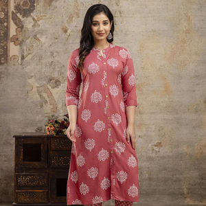 Nueva moda última ropa informal india tradicional algodón Kurti pantalón señoras Kurta conjuntos al por mayor de La India - Product Image 1