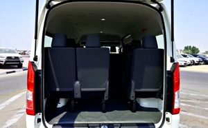 Furgoneta de Pasajeros Usada en Buen Estado, Modelo 2025, Techo Alto, 13 Asientos, Motor Diésel 2.8L, Transmisión Manual, Sin Accidentes, Volante a la Izquierda/Derecha - Product Image 4