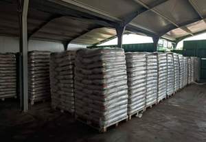 Vente en gros de briquettes de granulés de bois de qualité supérieure, approvisionnement en vrac à bas prix, granulés d'énergie renouvelable pour systèmes de chauffage - Product Image 4