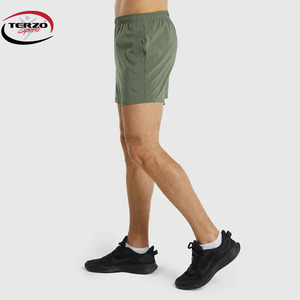 Hochwertige maßge schneiderte Herren Fitness Gym Shorts Sportswear Spandex/Polyester Solid Quick Dry Breath able - Product Image 3