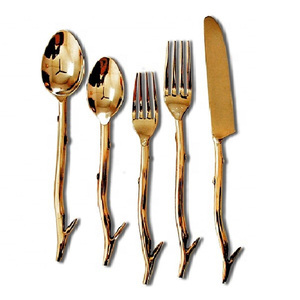 Ensemble de couverts d'hôtel cuillère en acier inoxydable polie en or ensemble d'ustensiles de restaurant couverts de mariage avec conception personnalisée - Product Image 1