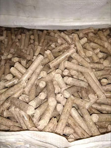 Granulés de bois renouvelables haute performance 6 mm, qualité supérieure, combustible biomasse durable pour des solutions de production d'énergie efficaces - Product Image 4