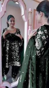 Haut de travail et palazzo de broderie de séquence complète de velours pur de haute qualité avec Georgette Dupatta vêtements de fête de mariage ethniques élégants - Product Image 4