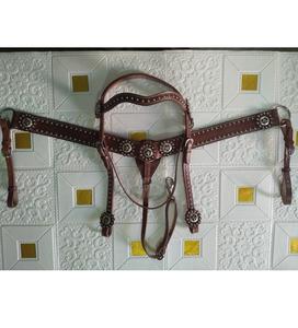 Juego de cabeza y coraza de cuero Premium Duradero y elegante - Product Image 1