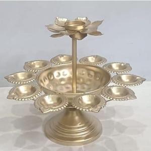 Urli Diya de latón y hierro tradicional de la mejor calidad para la decoración del hogar y lo mejor para regalos de Diwali al precio de fábrica barato al por mayor - Product Image 4