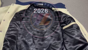 Veste de baseball en molleton de coton et polyester, lourde, chaude, style équipe, vêtements d'extérieur avec logos personnalisés, durable, coupe hivernale - Product Image 6