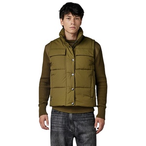 สินค้ามาใหม่ เสื้อผ้าสตรีทแวร์ขายส่ง แฟชั่นหลายกระเป๋า ทรงปกติ หนานุ่ม ผ้าเคลือบลายพราง ระบายอากาศได้ดี สำหรับผู้ชาย - Product Image 3