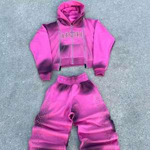 Conjunto Deportivo de Algodón Grueso con Estampado de Serigrafía Vintage de Corte Personalizado, Estilo Urbano, Fabricante de Ropa Urbana - Product Image 3