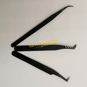 ชุดแหนบต่อขนตาแบล็คพลาสมา สำหรับต่อขนตาแบบวอลลุ่ม แยกเส้นขนตาอย่างมืออาชีพ ทำจากสแตนเลสสตีล แหนบความแม่นยำสูง - Product Image 6